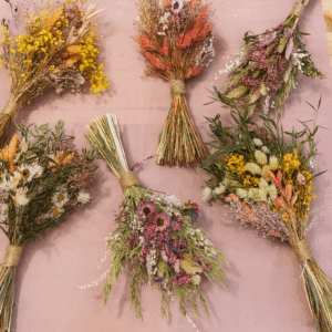 Ramilletes de flores preservadas